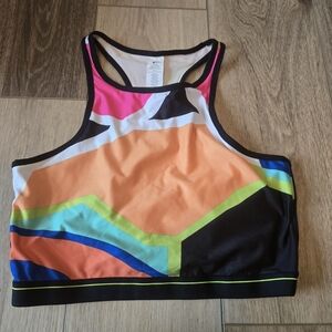 Colorful Geometric Active Crop